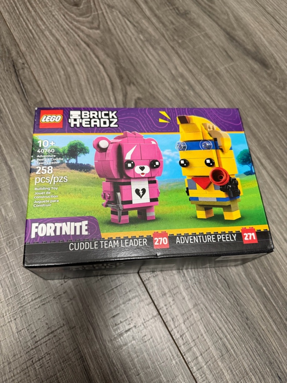 Lego BrickHeadz Fortnite Cuddle Team Leader & Adventure Peely - Pink, Yellow
